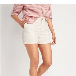 Old Navy High Waisted OCG chino shorts 5” inseam, color off white